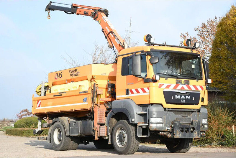 MAN TGS 18.320 4x4!! KRAN/!!!WINTERDIENST/DREISEITENKIPPER!!KOMMUNAL/KLIMA!! - Kippiauto kuorma-auto, Nosturiauto: kuva MAN TGS 18.320 4x4!! KRAN/!!!WINTERDIENST/DREISEITENKIPPER!!KOMMUNAL/KLIMA!! - Kippiauto kuorma-auto, Nosturiauto MAN TGS 18.320 4x4!! KRAN/!!!WINTERDIENST/DREISEITENKIPPER!!KOMMUNAL/KLIMA!! - Kippiauto kuorma-auto, Nosturiauto: kuva MAN TGS 18.320 4x4!! KRAN/!!!WINTERDIENST/DREISEITENKIPPER!!KOMMUNAL/KLIMA!! - Kippiauto kuorma-auto, Nosturiauto