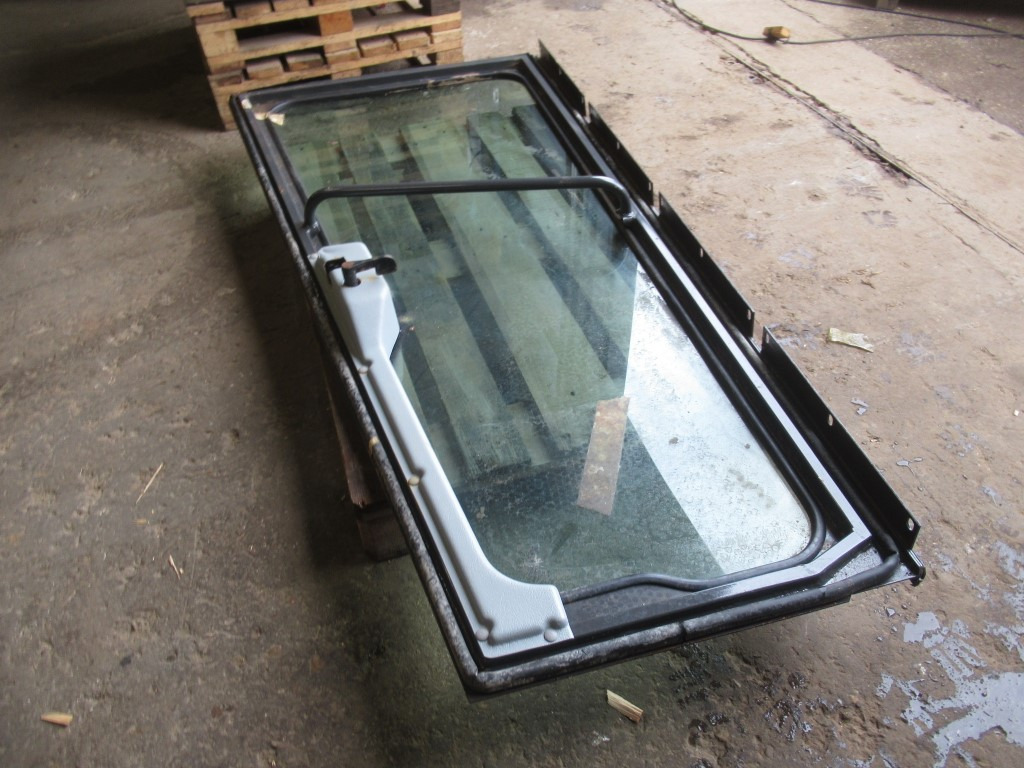 Case 75313426 - Ovi ja osat - Rakennuskoneet: kuva Case 75313426 - Ovi ja osat - Rakennuskoneet Case 75313426 - Ovi ja osat - Rakennuskoneet: kuva Case 75313426 - Ovi ja osat - Rakennuskoneet