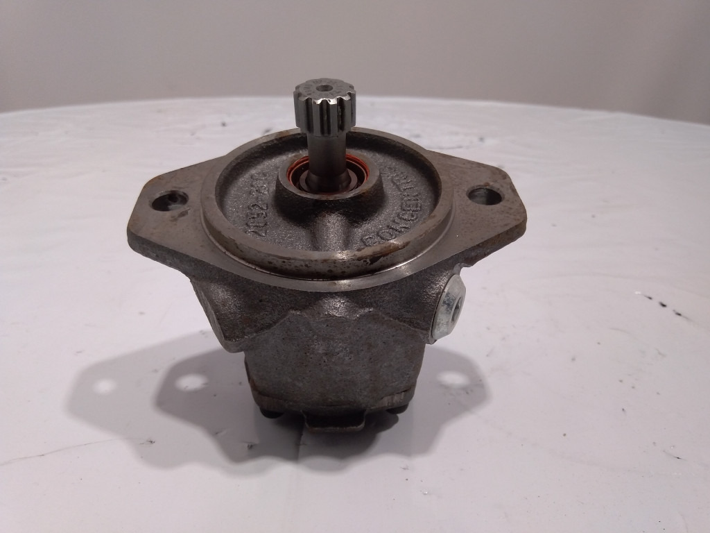 Caterpillar 3166864 - 20R1525 - Polttoainepumppu - Rakennuskoneet: kuva Caterpillar 3166864 - 20R1525 - Polttoainepumppu - Rakennuskoneet Caterpillar 3166864 - 20R1525 - Polttoainepumppu - Rakennuskoneet: kuva Caterpillar 3166864 - 20R1525 - Polttoainepumppu - Rakennuskoneet