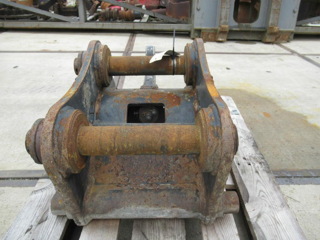 Hitachi CW30S - - Pikaliitin - Rakennuskoneet: kuva Hitachi CW30S - - Pikaliitin - Rakennuskoneet Hitachi CW30S - - Pikaliitin - Rakennuskoneet: kuva Hitachi CW30S - - Pikaliitin - Rakennuskoneet