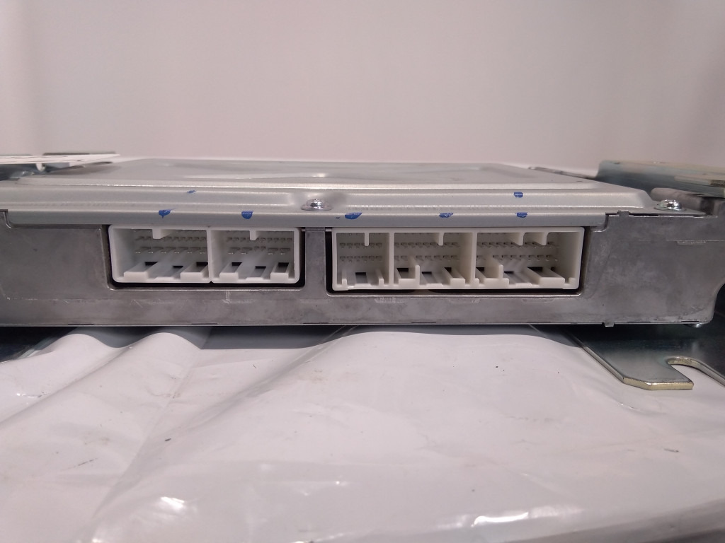 Hitachi YA60001380 - Ohjainyksikkö - Rakennuskoneet: kuva Hitachi YA60001380 - Ohjainyksikkö - Rakennuskoneet Hitachi YA60001380 - Ohjainyksikkö - Rakennuskoneet: kuva Hitachi YA60001380 - Ohjainyksikkö - Rakennuskoneet