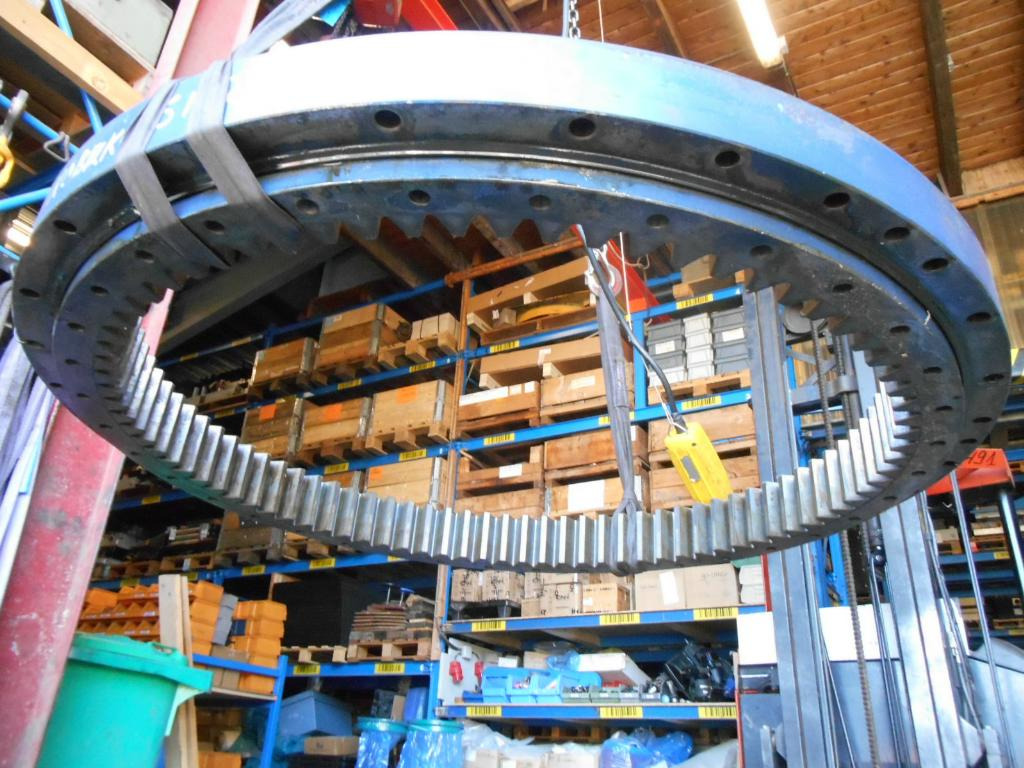 Kobelco LQ40FU0001F1 - Kääntökehä - Rakennuskoneet: kuva Kobelco LQ40FU0001F1 - Kääntökehä - Rakennuskoneet Kobelco LQ40FU0001F1 - Kääntökehä - Rakennuskoneet: kuva Kobelco LQ40FU0001F1 - Kääntökehä - Rakennuskoneet