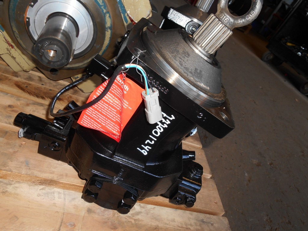 New Holland 84345391 - Hydraulimoottori - Rakennuskoneet: kuva New Holland 84345391 - Hydraulimoottori - Rakennuskoneet New Holland 84345391 - Hydraulimoottori - Rakennuskoneet: kuva New Holland 84345391 - Hydraulimoottori - Rakennuskoneet