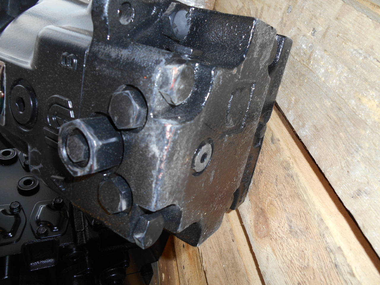 New Holland ND103371 - 1498625 - Hydraulipumppu - Rakennuskoneet: kuva New Holland ND103371 - 1498625 - Hydraulipumppu - Rakennuskoneet New Holland ND103371 - 1498625 - Hydraulipumppu - Rakennuskoneet: kuva New Holland ND103371 - 1498625 - Hydraulipumppu - Rakennuskoneet