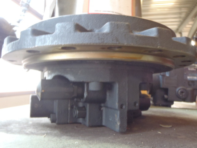 New Holland YY15V00007F2 - Hydraulimoottori - Rakennuskoneet: kuva New Holland YY15V00007F2 - Hydraulimoottori - Rakennuskoneet New Holland YY15V00007F2 - Hydraulimoottori - Rakennuskoneet: kuva New Holland YY15V00007F2 - Hydraulimoottori - Rakennuskoneet