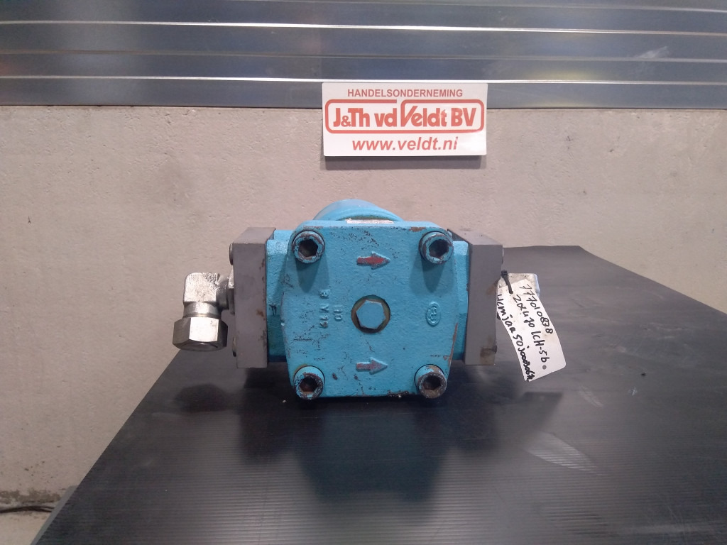 TAISEI KOGYO UM-24B-8C-V-L - - Hydraulinen suodatin - Rakennuskoneet: kuva TAISEI KOGYO UM-24B-8C-V-L - - Hydraulinen suodatin - Rakennuskoneet TAISEI KOGYO UM-24B-8C-V-L - - Hydraulinen suodatin - Rakennuskoneet: kuva TAISEI KOGYO UM-24B-8C-V-L - - Hydraulinen suodatin - Rakennuskoneet