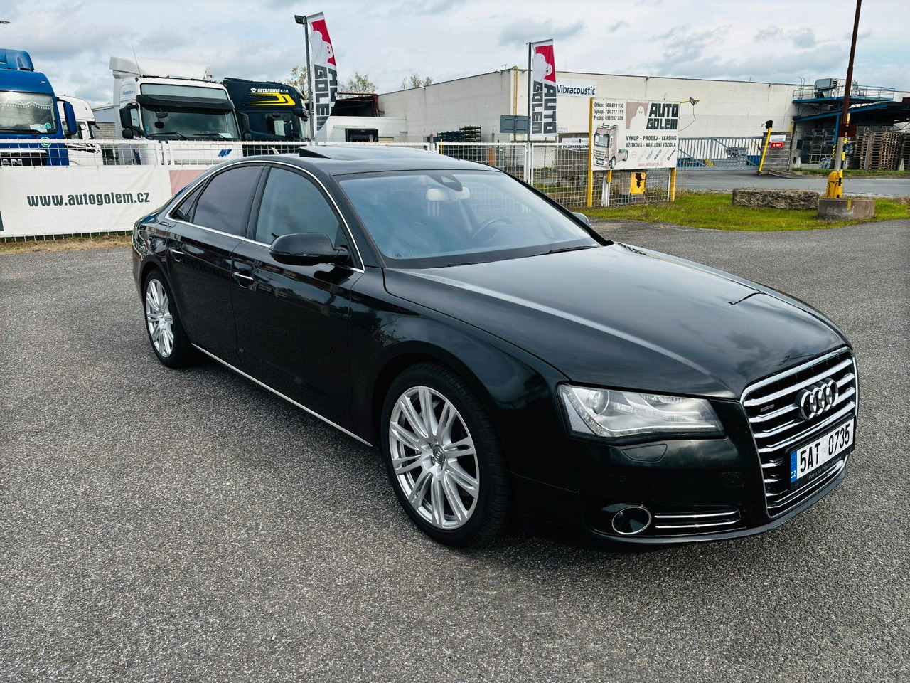 Audi A8 4.2 TDI quattro - Sedan: kuva Audi A8 4.2 TDI quattro - Sedan Audi A8 4.2 TDI quattro - Sedan: kuva Audi A8 4.2 TDI quattro - Sedan