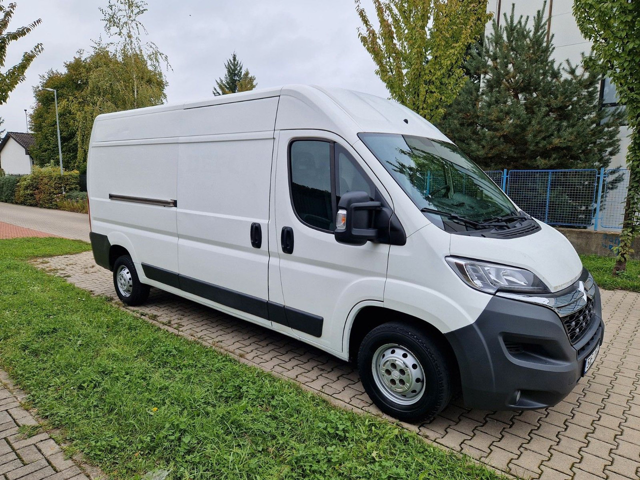 Citroën Jumper Grossraumkasten 35 L3H2 Profi HDi 180 - Pakettiauto: kuva Citroën Jumper Grossraumkasten 35 L3H2 Profi HDi 180 - Pakettiauto Citroën Jumper Grossraumkasten 35 L3H2 Profi HDi 180 - Pakettiauto: kuva Citroën Jumper Grossraumkasten 35 L3H2 Profi HDi 180 - Pakettiauto