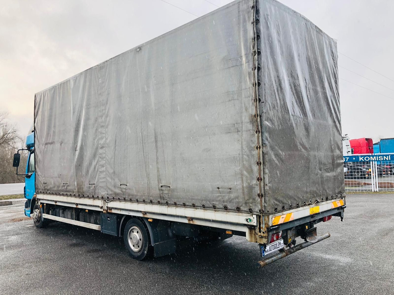 DAF LA LF45.220 G12 - Pressukapelli kuorma-auto: kuva DAF LA LF45.220 G12 - Pressukapelli kuorma-auto DAF LA LF45.220 G12 - Pressukapelli kuorma-auto: kuva DAF LA LF45.220 G12 - Pressukapelli kuorma-auto