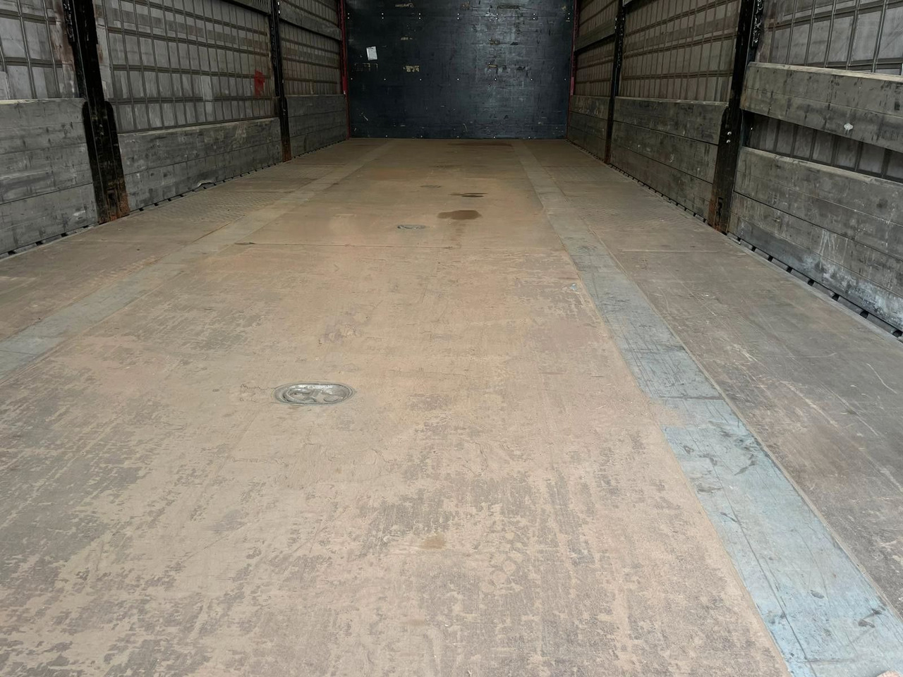 Pressukapelliperävaunu Svan CHT202: kuva Pressukapelliperävaunu Svan CHT202