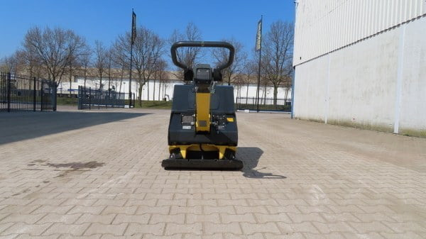 Bomag BPR 100/80 D - Tärylevy: kuva Bomag BPR 100/80 D - Tärylevy Bomag BPR 100/80 D - Tärylevy: kuva Bomag BPR 100/80 D - Tärylevy