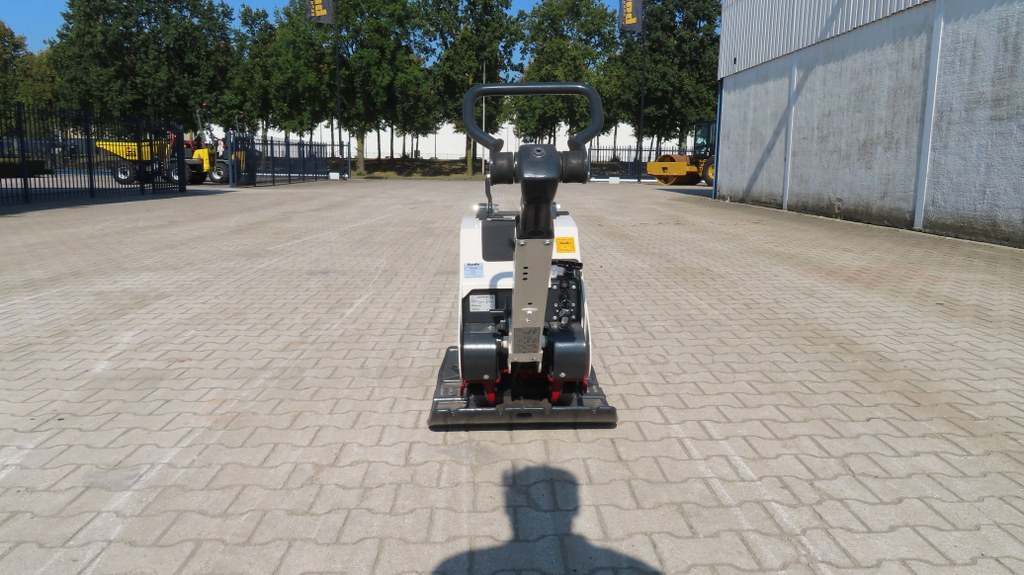 Dynapac DRP25D - Tärylevy: kuva Dynapac DRP25D - Tärylevy Dynapac DRP25D - Tärylevy: kuva Dynapac DRP25D - Tärylevy