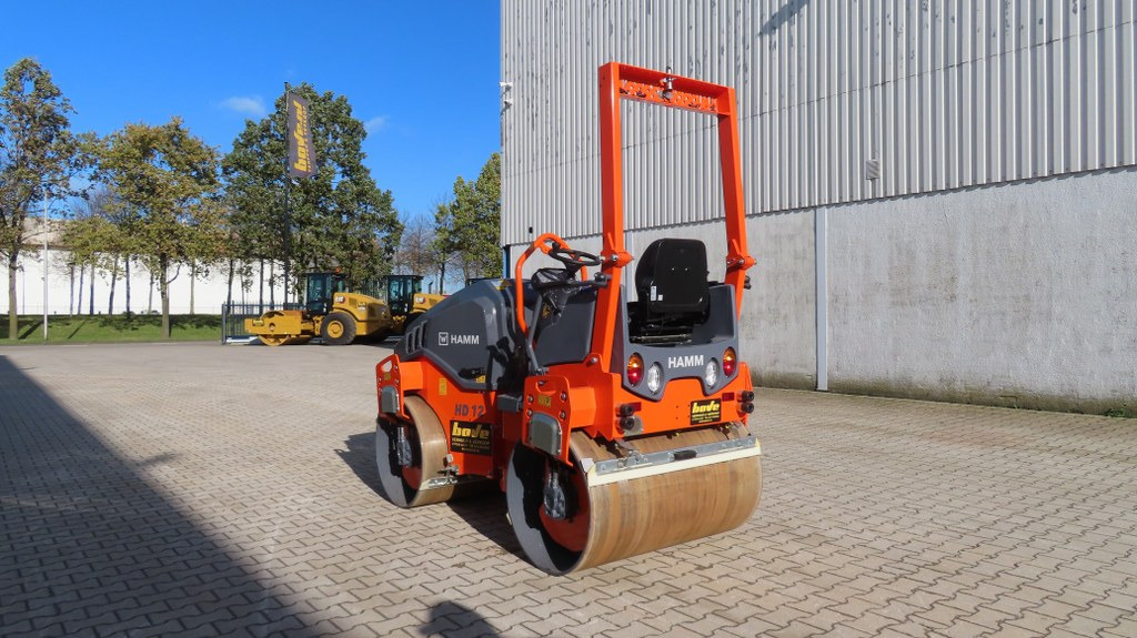 Hamm HD 12 VV - Tiejyrä: kuva Hamm HD 12 VV - Tiejyrä Hamm HD 12 VV - Tiejyrä: kuva Hamm HD 12 VV - Tiejyrä