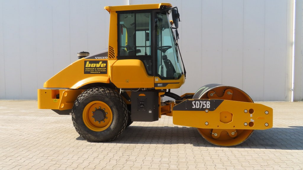Volvo SD75 B - Tiivistyskone: kuva Volvo SD75 B - Tiivistyskone Volvo SD75 B - Tiivistyskone: kuva Volvo SD75 B - Tiivistyskone