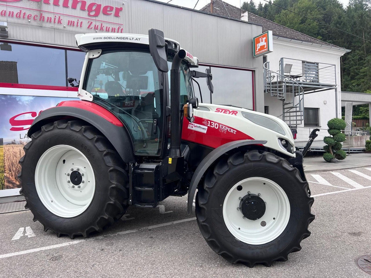 Steyr 4130 Expert CVT - Traktori: kuva Steyr 4130 Expert CVT - Traktori Steyr 4130 Expert CVT - Traktori: kuva Steyr 4130 Expert CVT - Traktori