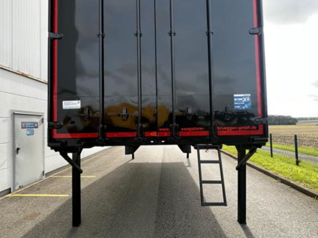 Krone Heck mit Portaltüren - Vaihtokori - pressukapelli: kuva  Krone Heck mit Portaltüren - Vaihtokori - pressukapelli Krone Heck mit Portaltüren - Vaihtokori - pressukapelli: kuva  Krone Heck mit Portaltüren - Vaihtokori - pressukapelli