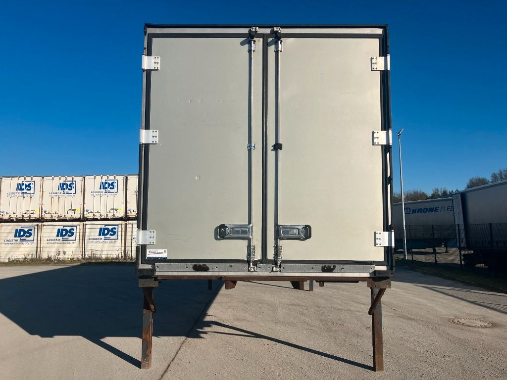 Krone Wechselbrücke Kühlaufbau - Vaihtokori - refrigeraattori: kuva Krone Wechselbrücke Kühlaufbau - Vaihtokori - refrigeraattori Krone Wechselbrücke Kühlaufbau - Vaihtokori - refrigeraattori: kuva Krone Wechselbrücke Kühlaufbau - Vaihtokori - refrigeraattori