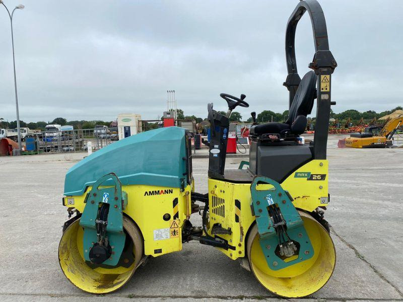 Ammann ARX 26 - Minijyrä: kuva Ammann ARX 26 - Minijyrä Ammann ARX 26 - Minijyrä: kuva Ammann ARX 26 - Minijyrä