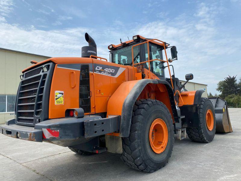 Doosan DL450 - Pyöräkuormaaja: kuva Doosan DL450 - Pyöräkuormaaja Doosan DL450 - Pyöräkuormaaja: kuva Doosan DL450 - Pyöräkuormaaja