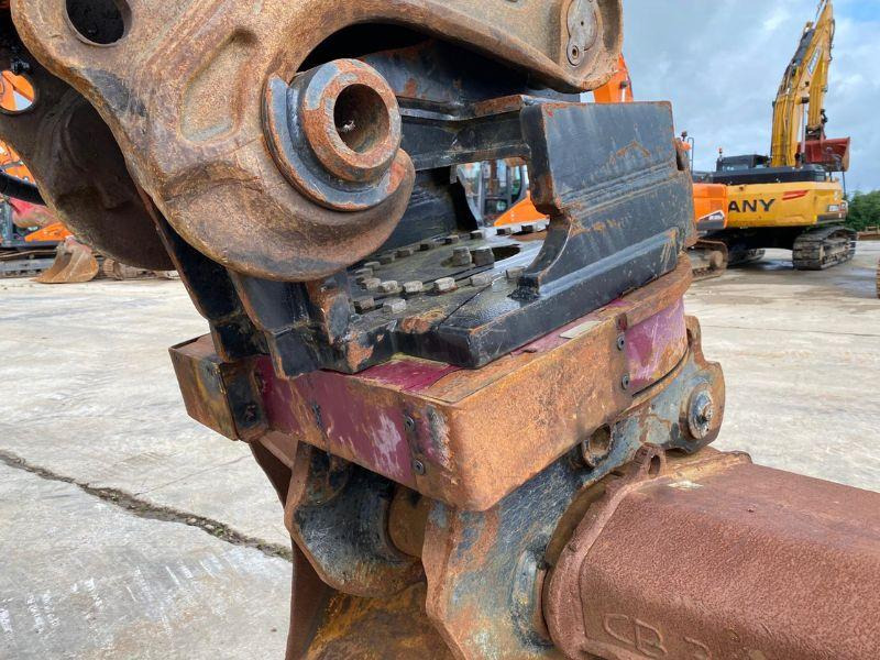 Rotator Rototop RT30 - Rototilt: kuva Rotator Rototop RT30 - Rototilt Rotator Rototop RT30 - Rototilt: kuva Rotator Rototop RT30 - Rototilt