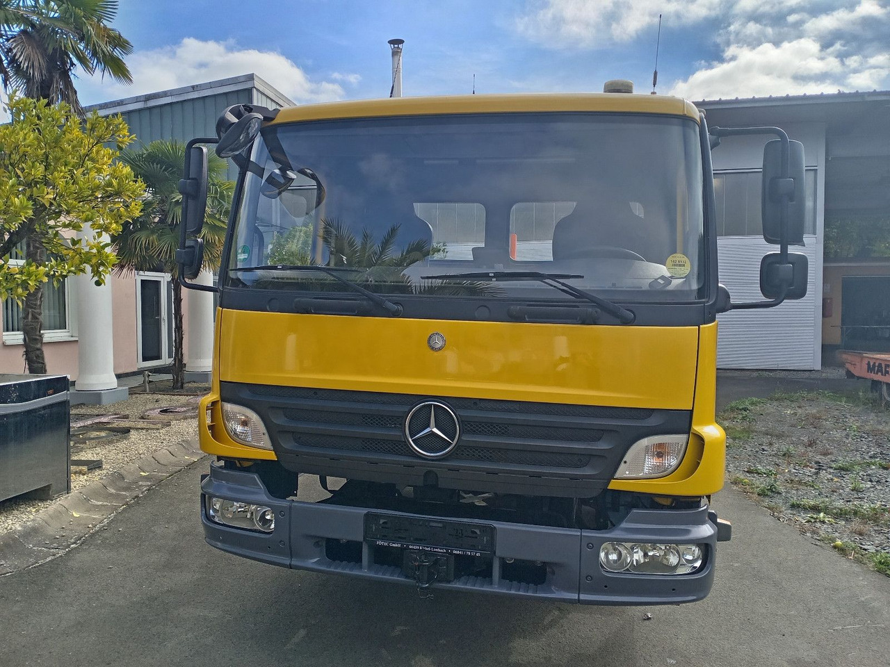 Mercedes-Benz Kamag Wiesel / WBH25 / KB3793 / mit Ganrantie - Konttialus/ Vaihtokuormatilat kuorma-auto: kuva Mercedes-Benz Kamag Wiesel / WBH25 / KB3793 / mit Ganrantie - Konttialus/ Vaihtokuormatilat kuorma-auto Mercedes-Benz Kamag Wiesel / WBH25 / KB3793 / mit Ganrantie - Konttialus/ Vaihtokuormatilat kuorma-auto: kuva Mercedes-Benz Kamag Wiesel / WBH25 / KB3793 / mit Ganrantie - Konttialus/ Vaihtokuormatilat kuorma-auto