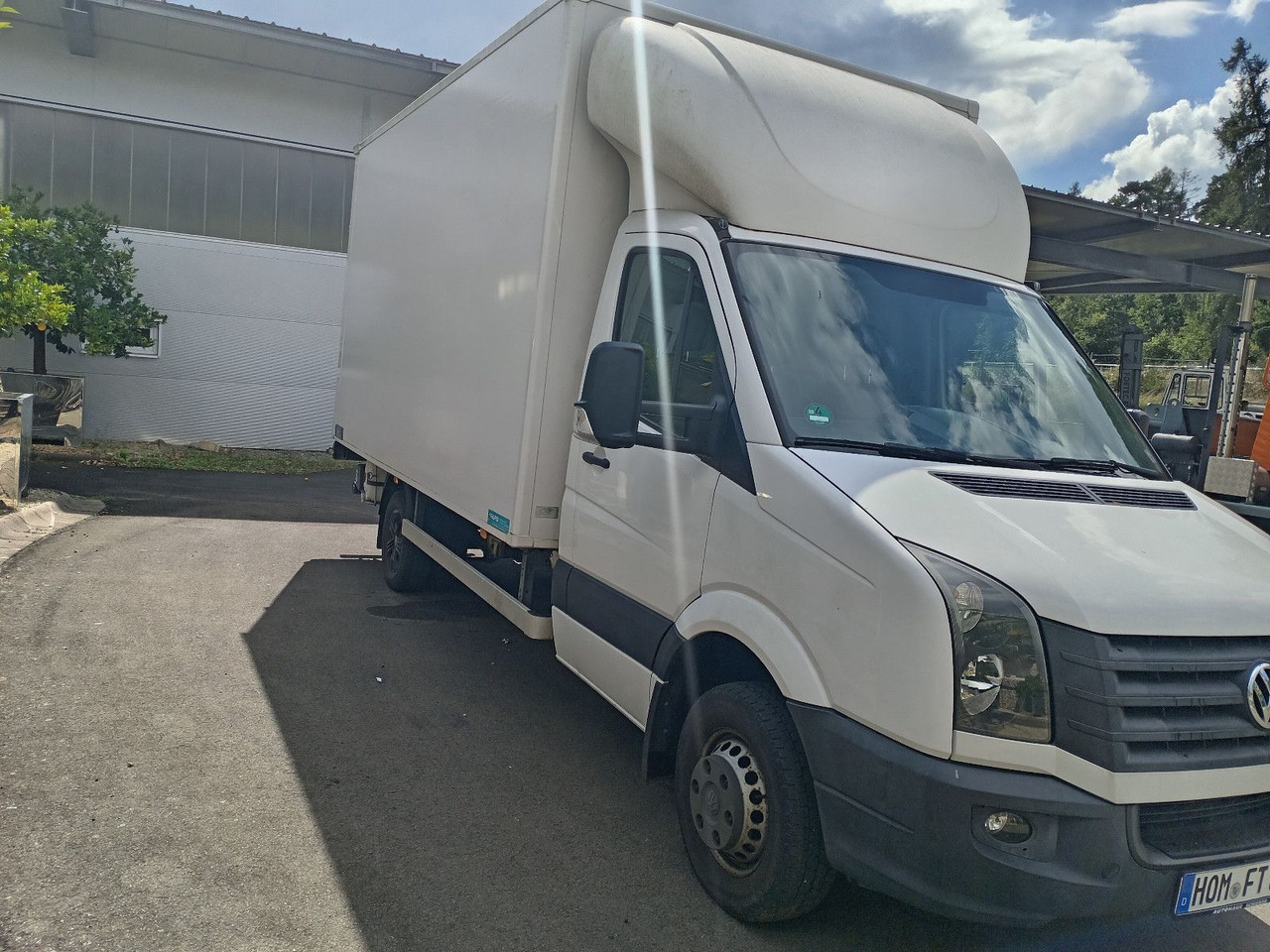 Volkswagen Crafter 50 Koffer 2.0 TDI LR 120 kW Diesel - Jakeluauto: kuva Volkswagen Crafter 50 Koffer 2.0 TDI LR 120 kW Diesel - Jakeluauto Volkswagen Crafter 50 Koffer 2.0 TDI LR 120 kW Diesel - Jakeluauto: kuva Volkswagen Crafter 50 Koffer 2.0 TDI LR 120 kW Diesel - Jakeluauto
