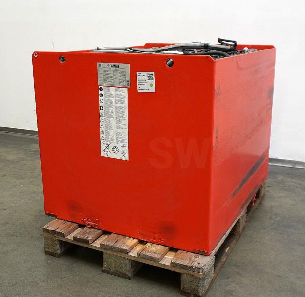 GRUMA 80 Volt 5 PzS 775 Ah - Akku: kuva GRUMA 80 Volt 5 PzS 775 Ah - Akku GRUMA 80 Volt 5 PzS 775 Ah - Akku: kuva GRUMA 80 Volt 5 PzS 775 Ah - Akku