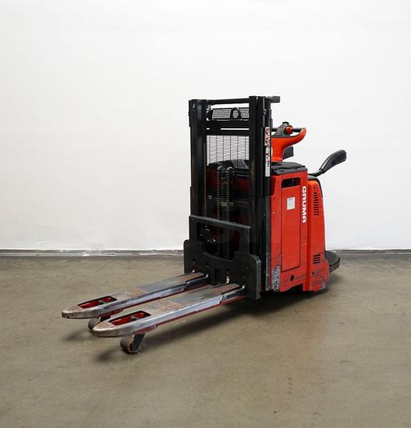 Linde D 14 AP 133 - Pinoamistrukki: kuva Linde D 14 AP 133 - Pinoamistrukki Linde D 14 AP 133 - Pinoamistrukki: kuva Linde D 14 AP 133 - Pinoamistrukki