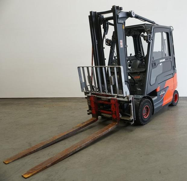 Linde E 25 387 - Sähkötrukki: kuva Linde E 25 387 - Sähkötrukki Linde E 25 387 - Sähkötrukki: kuva Linde E 25 387 - Sähkötrukki
