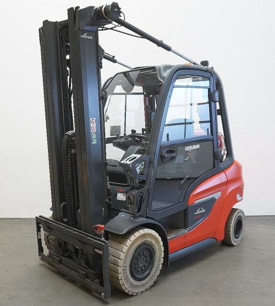 Linde H 30 T 1202 - Kaasutrukki: kuva Linde H 30 T 1202 - Kaasutrukki Linde H 30 T 1202 - Kaasutrukki: kuva Linde H 30 T 1202 - Kaasutrukki