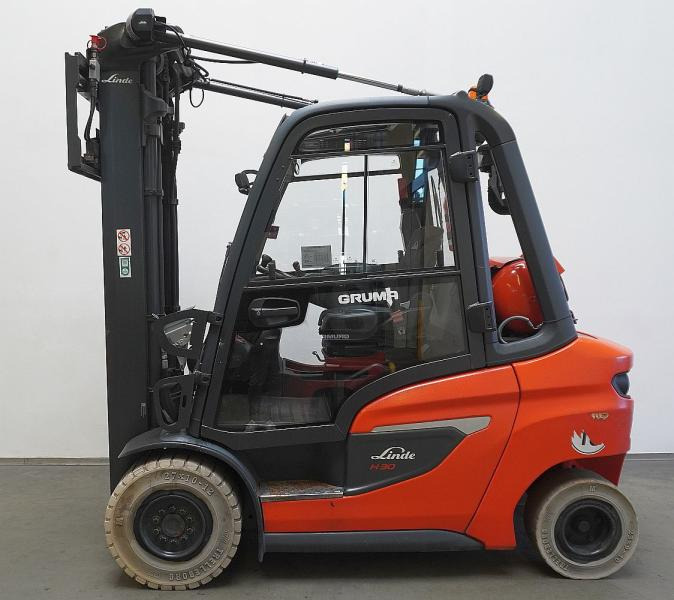 Linde H 30 T 1202 - Kaasutrukki: kuva Linde H 30 T 1202 - Kaasutrukki Linde H 30 T 1202 - Kaasutrukki: kuva Linde H 30 T 1202 - Kaasutrukki
