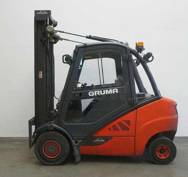 Linde H 35 D (3B) EVO 393-02 - Dieseltrukki: kuva Linde H 35 D (3B) EVO 393-02 - Dieseltrukki Linde H 35 D (3B) EVO 393-02 - Dieseltrukki: kuva Linde H 35 D (3B) EVO 393-02 - Dieseltrukki