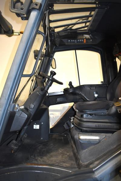 Linde H 40 T EVO 394-02 - Kaasutrukki: kuva Linde H 40 T EVO 394-02 - Kaasutrukki Linde H 40 T EVO 394-02 - Kaasutrukki: kuva Linde H 40 T EVO 394-02 - Kaasutrukki