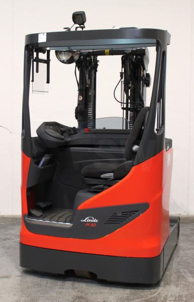 Linde R 10 B 1120 - Työntömastotrukki: kuva Linde R 10 B 1120 - Työntömastotrukki Linde R 10 B 1120 - Työntömastotrukki: kuva Linde R 10 B 1120 - Työntömastotrukki