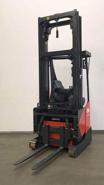 Linde R 16 X 116-03 - Työntömastotrukki: kuva Linde R 16 X 116-03 - Työntömastotrukki Linde R 16 X 116-03 - Työntömastotrukki: kuva Linde R 16 X 116-03 - Työntömastotrukki