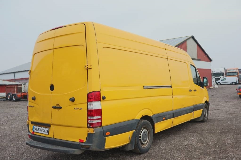 Mercedes-Benz SPRINTER Serie 2755 - Pakettiauto: kuva Mercedes-Benz SPRINTER Serie 2755 - Pakettiauto Mercedes-Benz SPRINTER Serie 2755 - Pakettiauto: kuva Mercedes-Benz SPRINTER Serie 2755 - Pakettiauto