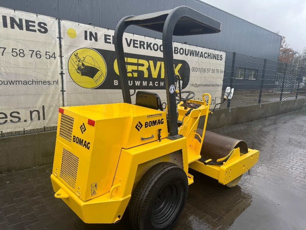 Bomag BW 124 D - Tiivistyskone: kuva Bomag BW 124 D - Tiivistyskone Bomag BW 124 D - Tiivistyskone: kuva Bomag BW 124 D - Tiivistyskone