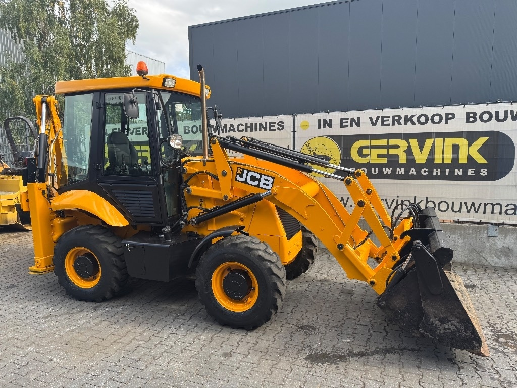 JCB 2 CX - Kaivuri-trukki: kuva JCB 2 CX - Kaivuri-trukki JCB 2 CX - Kaivuri-trukki: kuva JCB 2 CX - Kaivuri-trukki