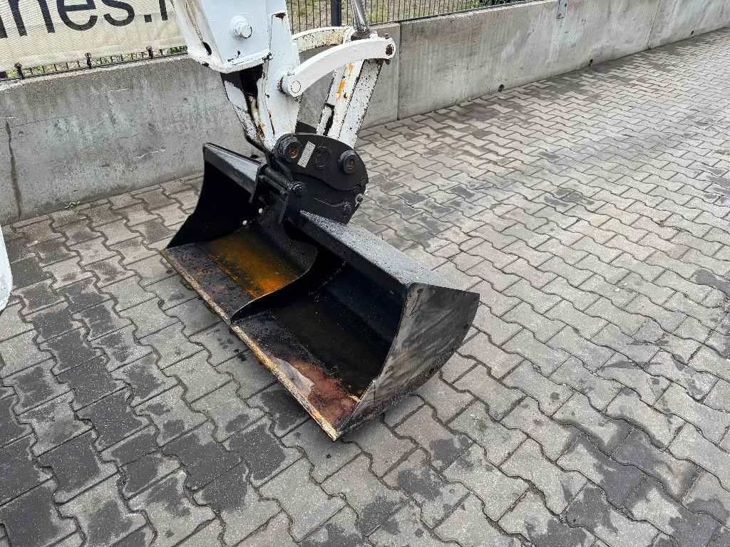 JCB 2 CX - Kaivuri-trukki: kuva JCB 2 CX - Kaivuri-trukki JCB 2 CX - Kaivuri-trukki: kuva JCB 2 CX - Kaivuri-trukki