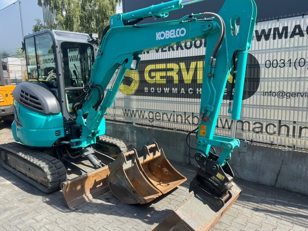 Kobelco SK 35 SR - Minikuormaaja: kuva Kobelco SK 35 SR - Minikuormaaja Kobelco SK 35 SR - Minikuormaaja: kuva Kobelco SK 35 SR - Minikuormaaja