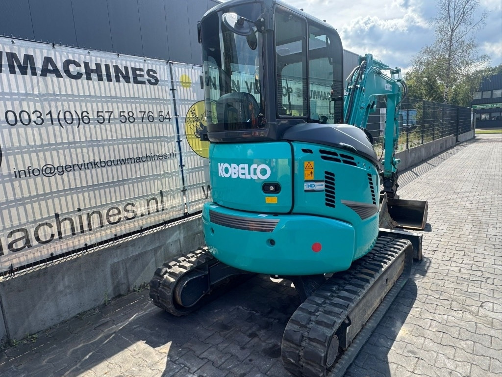 Kobelco SK 35 SR - Minikuormaaja: kuva Kobelco SK 35 SR - Minikuormaaja Kobelco SK 35 SR - Minikuormaaja: kuva Kobelco SK 35 SR - Minikuormaaja