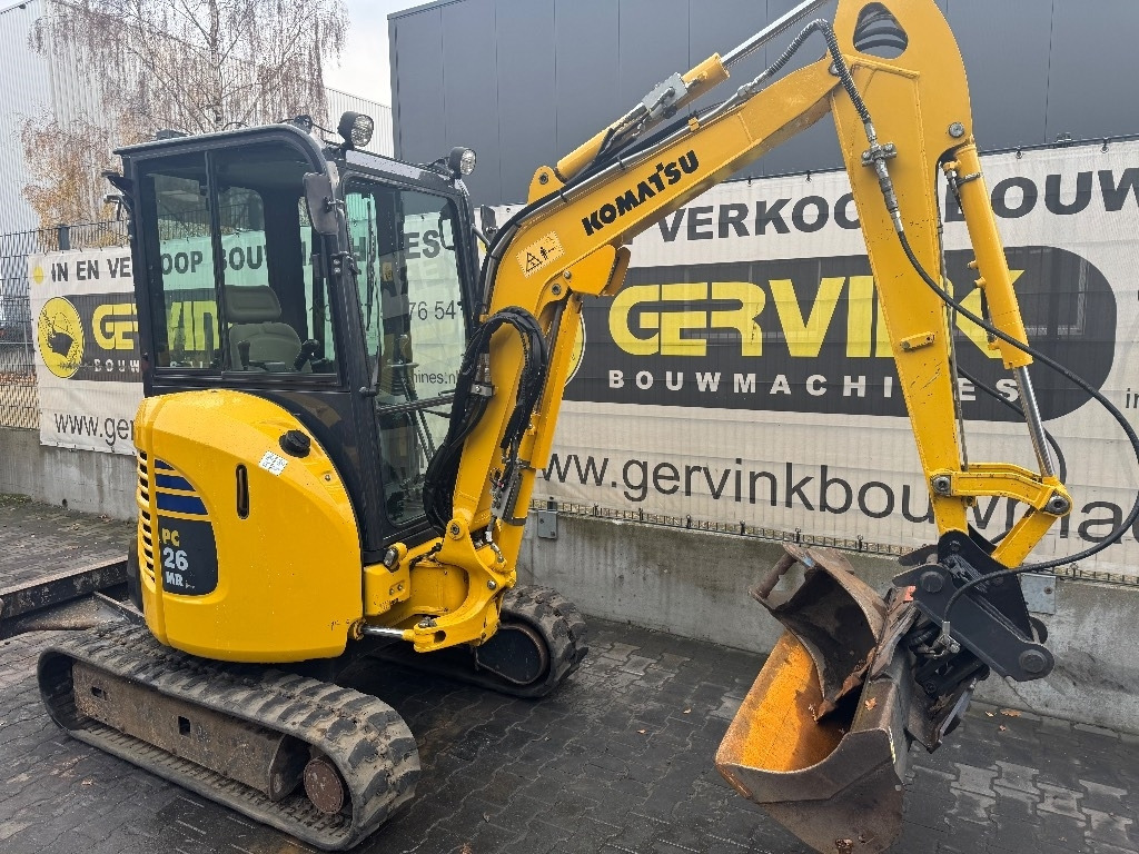 Komatsu PC 26 MR-3 - Minikuormaaja: kuva Komatsu PC 26 MR-3 - Minikuormaaja Komatsu PC 26 MR-3 - Minikuormaaja: kuva Komatsu PC 26 MR-3 - Minikuormaaja