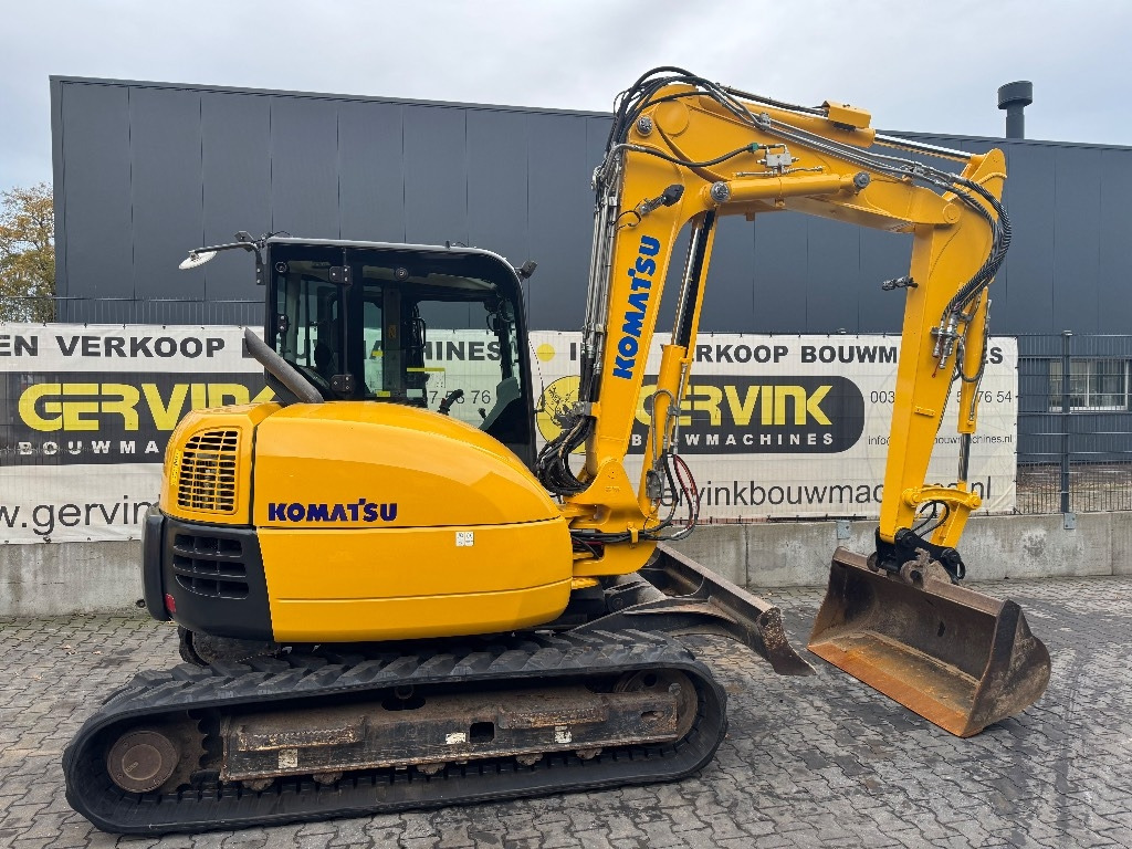 Komatsu PC 80 MR-3 - Minikuormaaja: kuva Komatsu PC 80 MR-3 - Minikuormaaja Komatsu PC 80 MR-3 - Minikuormaaja: kuva Komatsu PC 80 MR-3 - Minikuormaaja