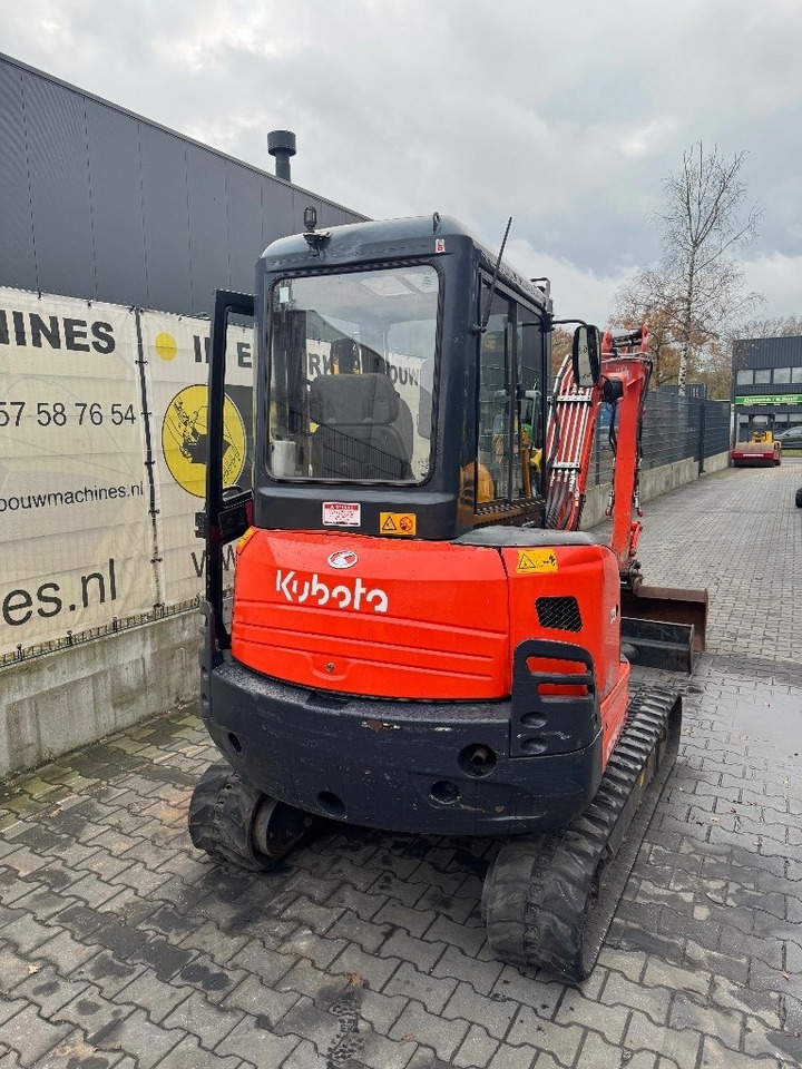 Kubota KX 101-3 A - Minikuormaaja: kuva Kubota KX 101-3 A - Minikuormaaja Kubota KX 101-3 A - Minikuormaaja: kuva Kubota KX 101-3 A - Minikuormaaja