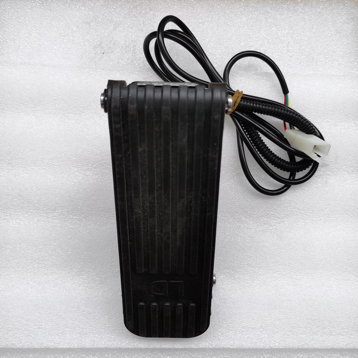 Qingdao Promising Accelerator Pedal for FLAND EL45 Electric Wheel Loader - Poljin - Pyöräkuormaaja: kuva Qingdao Promising Accelerator Pedal for FLAND EL45 Electric Wheel Loader - Poljin - Pyöräkuormaaja Qingdao Promising Accelerator Pedal for FLAND EL45 Electric Wheel Loader - Poljin - Pyöräkuormaaja: kuva Qingdao Promising Accelerator Pedal for FLAND EL45 Electric Wheel Loader - Poljin - Pyöräkuormaaja