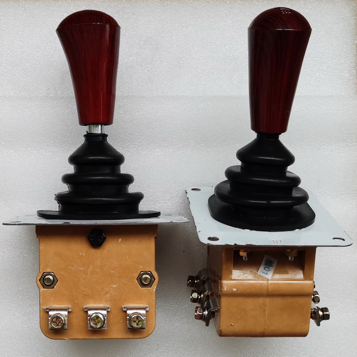 Qingdao Promising FLAND EL45 Electric Wheel Loader Forward Reverse Toggle Switch - Vaihdekeppi - Pyöräkuormaaja: kuva Qingdao Promising FLAND EL45 Electric Wheel Loader Forward Reverse Toggle Switch - Vaihdekeppi - Pyöräkuormaaja Qingdao Promising FLAND EL45 Electric Wheel Loader Forward Reverse Toggle Switch - Vaihdekeppi - Pyöräkuormaaja: kuva Qingdao Promising FLAND EL45 Electric Wheel Loader Forward Reverse Toggle Switch - Vaihdekeppi - Pyöräkuormaaja