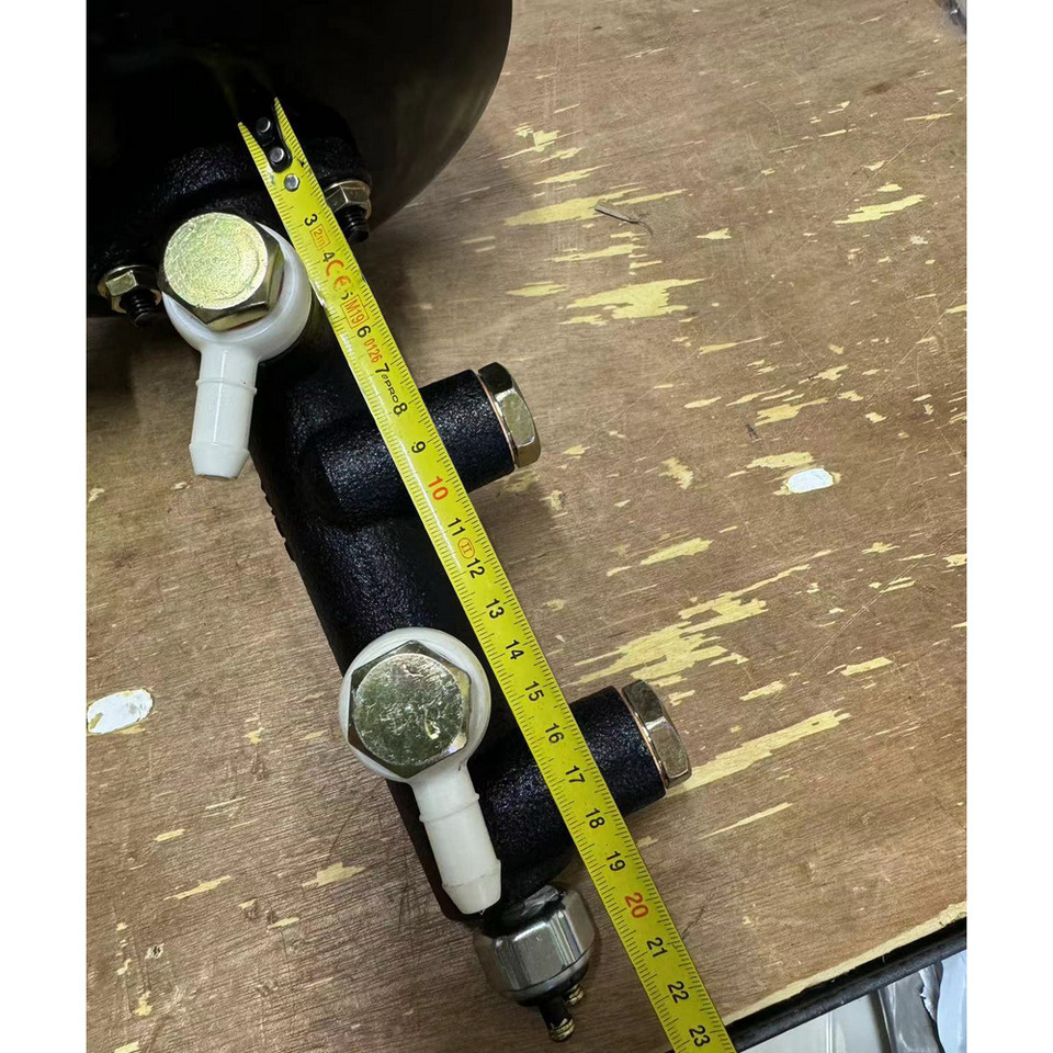 Qingdao Promising Vacuum brake booster brake master cylinder assembly for China Loader - Jarrusylinterit - Pyöräkuormaaja: kuva Qingdao Promising Vacuum brake booster brake master cylinder assembly for China Loader - Jarrusylinterit - Pyöräkuormaaja Qingdao Promising Vacuum brake booster brake master cylinder assembly for China Loader - Jarrusylinterit - Pyöräkuormaaja: kuva Qingdao Promising Vacuum brake booster brake master cylinder assembly for China Loader - Jarrusylinterit - Pyöräkuormaaja