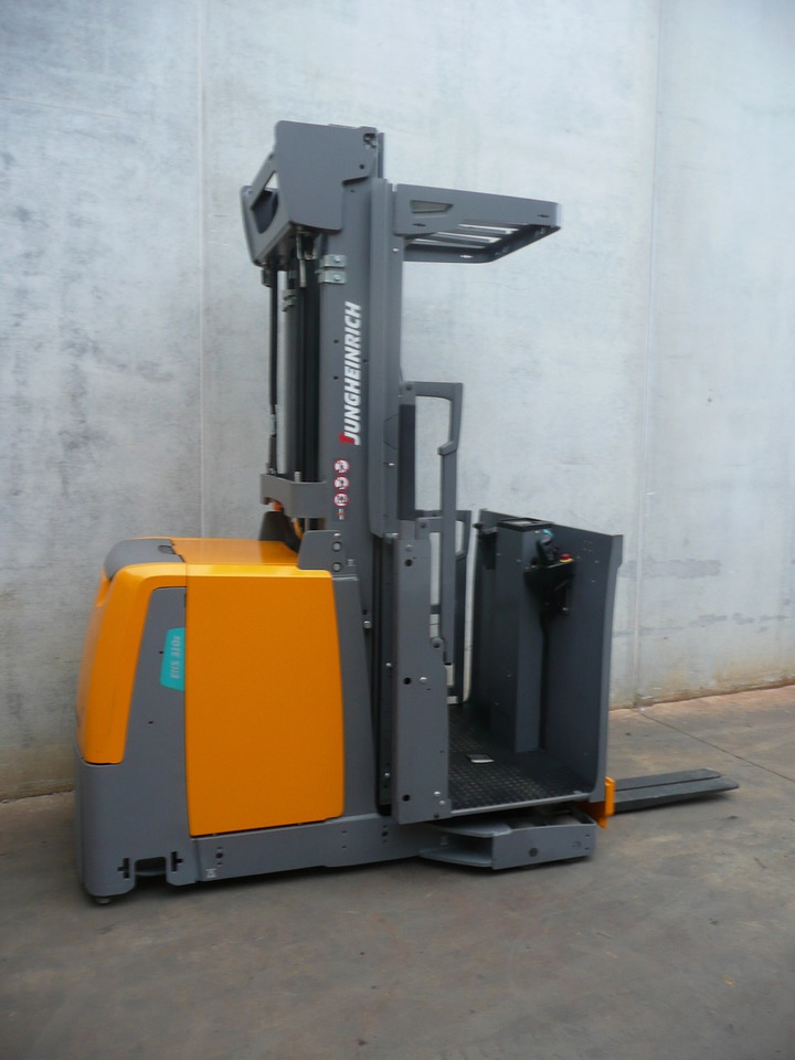 Jungheinrich EKS 310s Z+F 350 ZT - Kerailytrukki: kuva Jungheinrich EKS 310s Z+F 350 ZT - Kerailytrukki Jungheinrich EKS 310s Z+F 350 ZT - Kerailytrukki: kuva Jungheinrich EKS 310s Z+F 350 ZT - Kerailytrukki