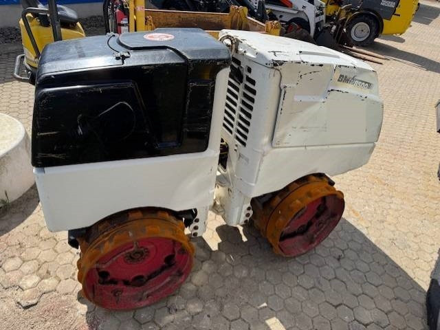 Bomag BMP8500, Radiostyrd vält - Jyrä: kuva Bomag BMP8500, Radiostyrd vält - Jyrä Bomag BMP8500, Radiostyrd vält - Jyrä: kuva Bomag BMP8500, Radiostyrd vält - Jyrä