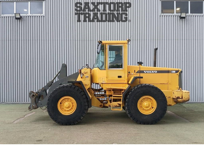 Volvo L90 D, Hjullastare - Pyöräkuormaaja: kuva Volvo L90 D, Hjullastare - Pyöräkuormaaja Volvo L90 D, Hjullastare - Pyöräkuormaaja: kuva Volvo L90 D, Hjullastare - Pyöräkuormaaja